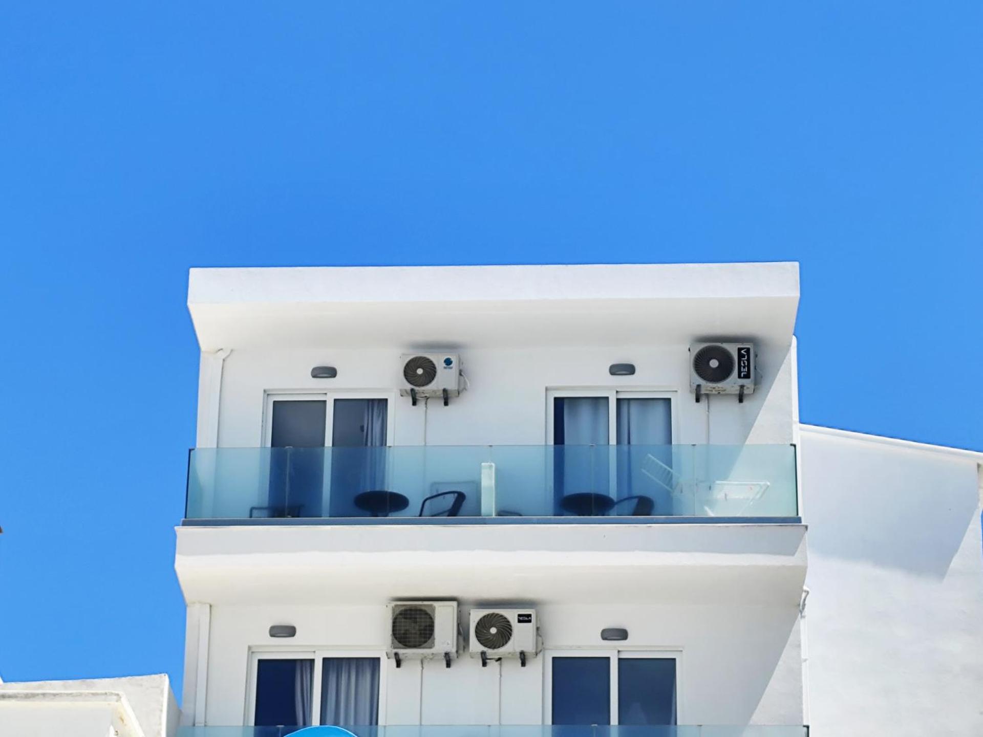 Lilian'S Seaview-Party Street-Youth Studios Rhodes City Esterno foto
