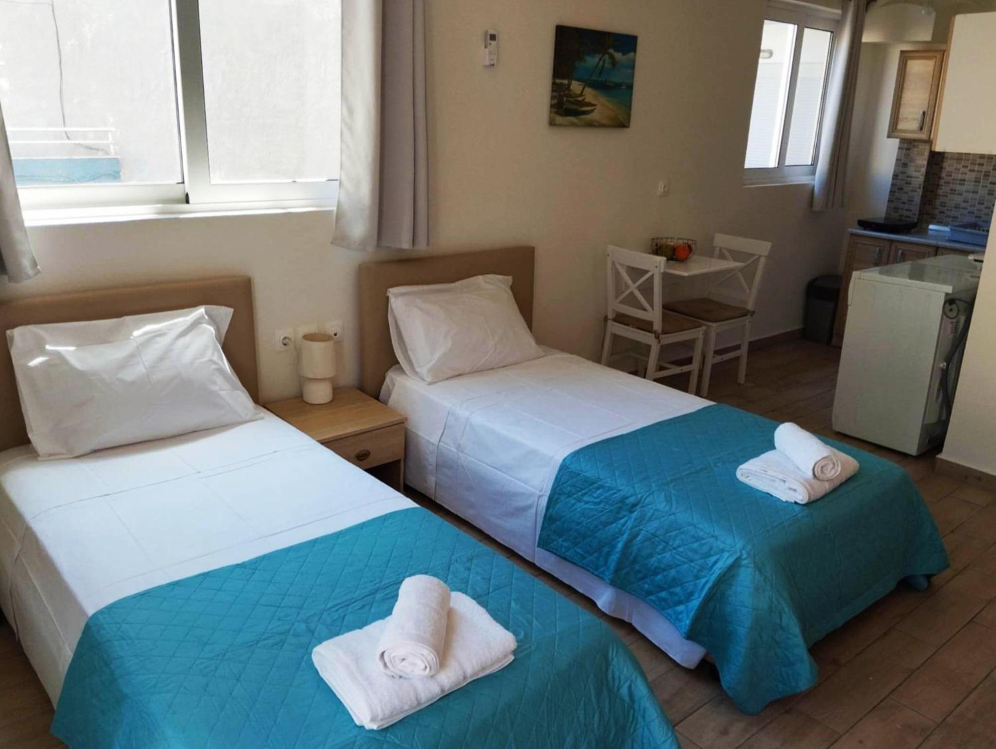 Lilian'S Seaview-Party Street-Youth Studios Rhodes City Esterno foto